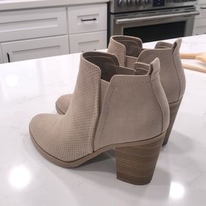 Suede tan booties 8
